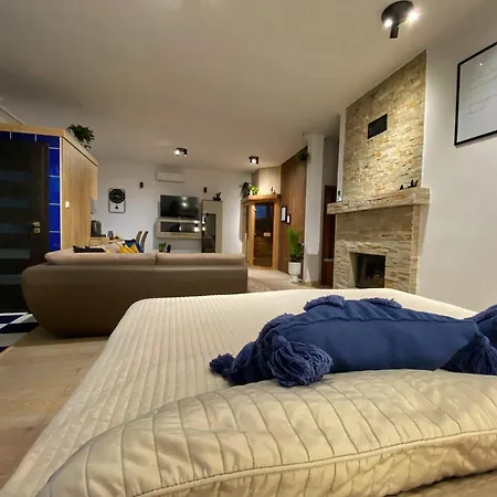 Angel'S Apartment Банська Бистриця Екстер'єр фото