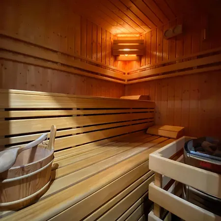 Angel'S Apartment Банська Бистриця Екстер'єр фото